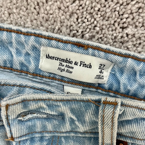 Abercrombie & Fitch Hi-rise Mom Jeans - Picture 2 of 5
